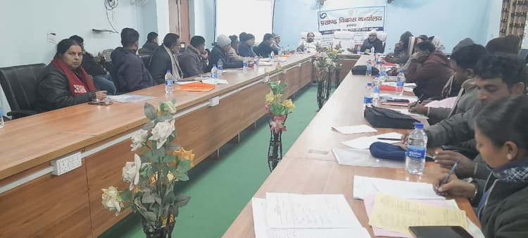 जन्म मृत्यु निबंधन करने का कर्मियों को मिला प्रशिक्षण