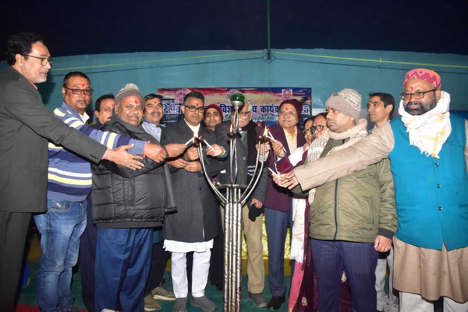 Madhubani News : बाल वैज्ञानिकों की क्षमता से नवीकरण को मिलेगा बढ़ावा : माधव आनंद