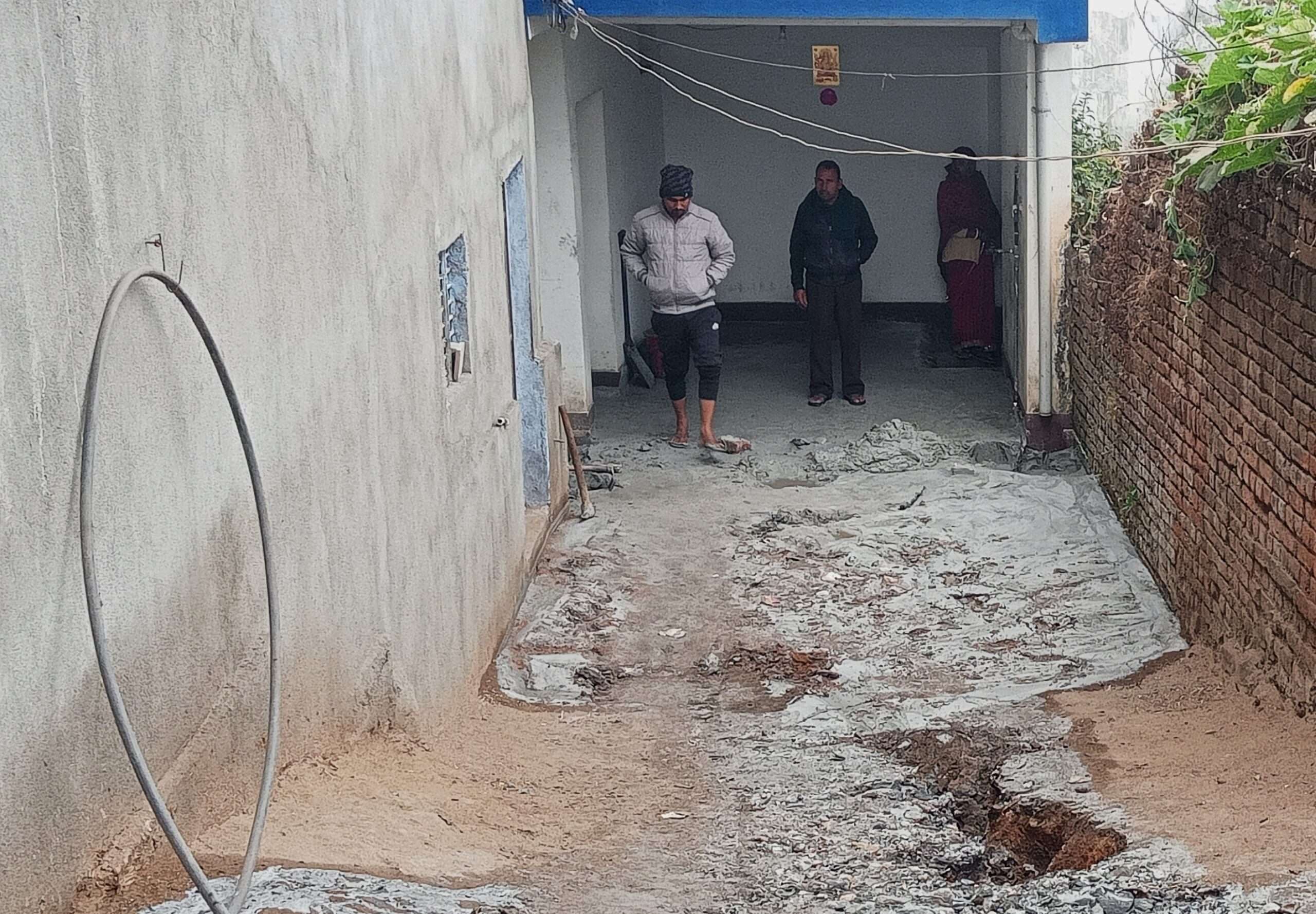 Bokaro News : पाइप फटा, कई घरों और खेतों में घुसी छाई