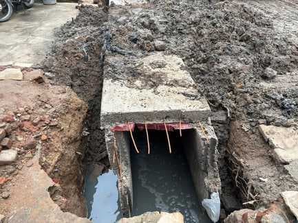 गोड्डा नगर परिषद क्षेत्र में नाला निर्माण में गुणवत्ता पर उठे सवाल