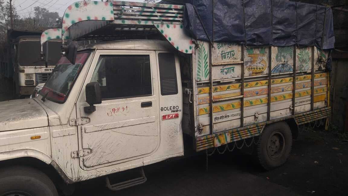 Bokaro News : अवैध कोयला लदा पिकअप वैन जब्त