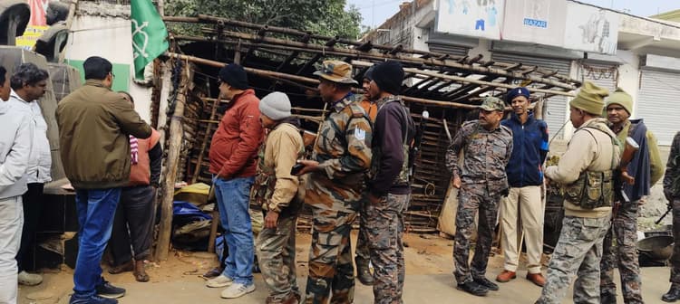 East Singhbhum News : गालूडीह बस स्टैंड और एनएच किनारे से हटेगा अतिक्रमण, चेतावनी दी गयी