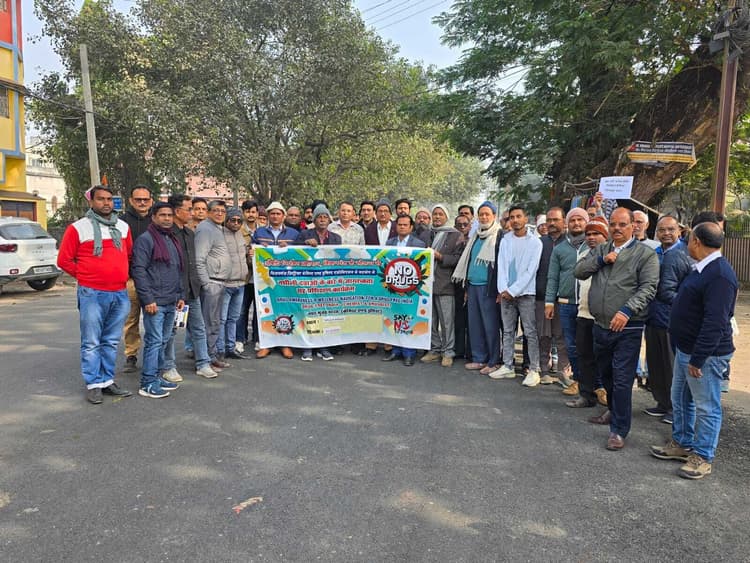 नशे की लत से कम होती है एकाग्रता, स्मरण शक्ति व निर्णय लेने की क्षमता