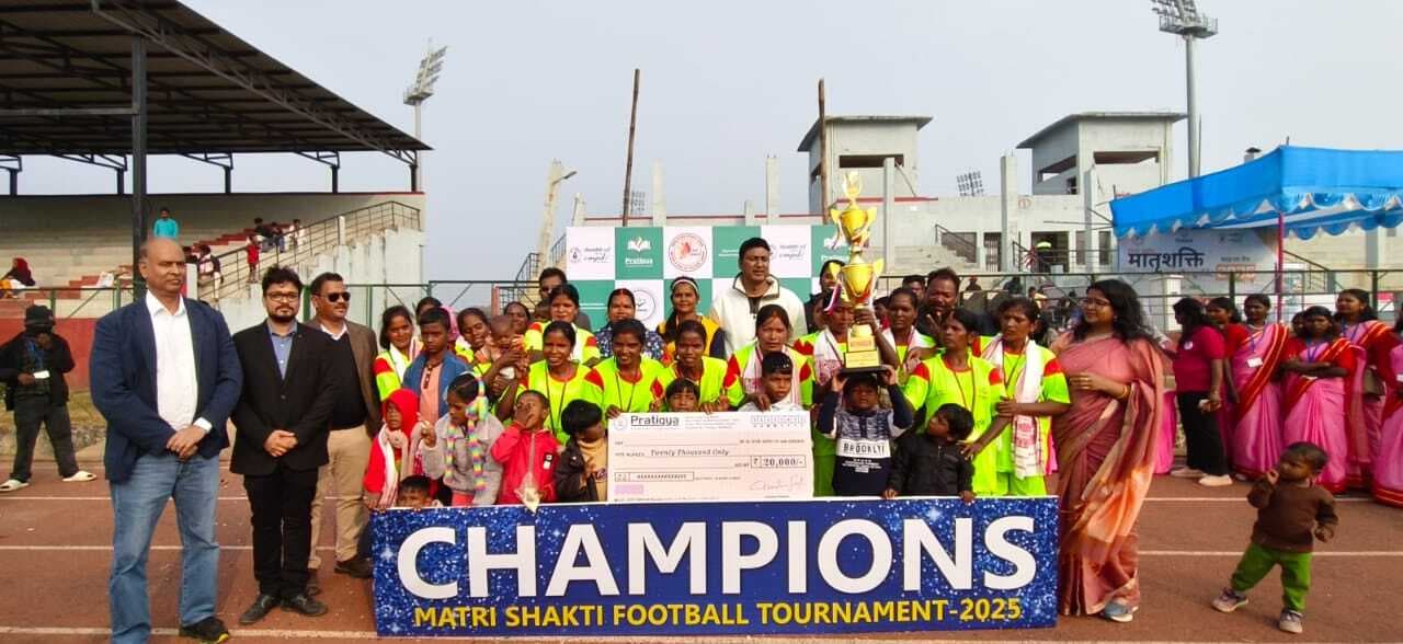 पेनाल्टी शूटआउट में आदिवासी महिला समूह बेड़ो की टीम 4-3 गोल से विजयी