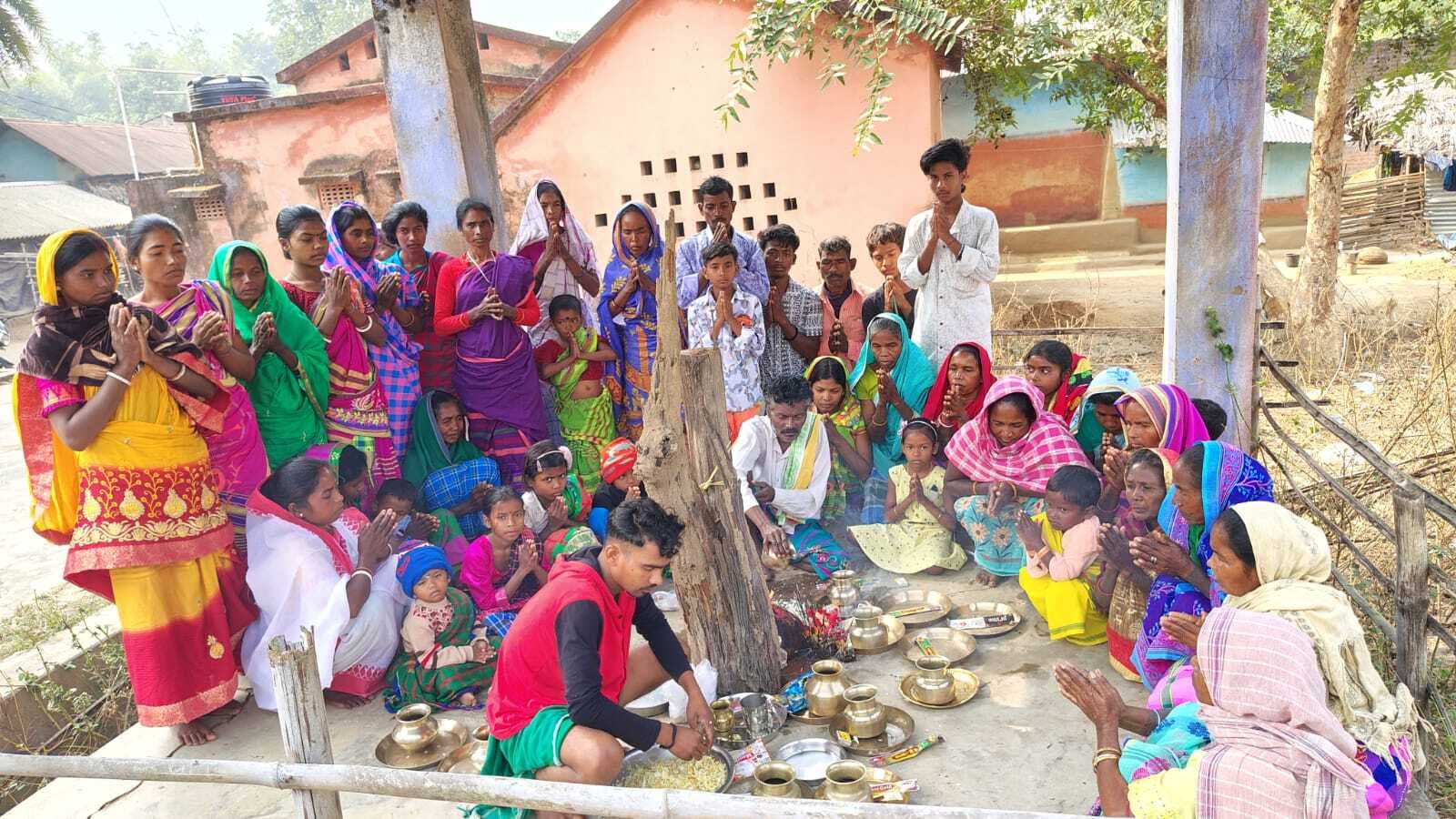 आदिवासी समाज ने नशामुक्त जीवन और शिक्षा का लिया संकल्प