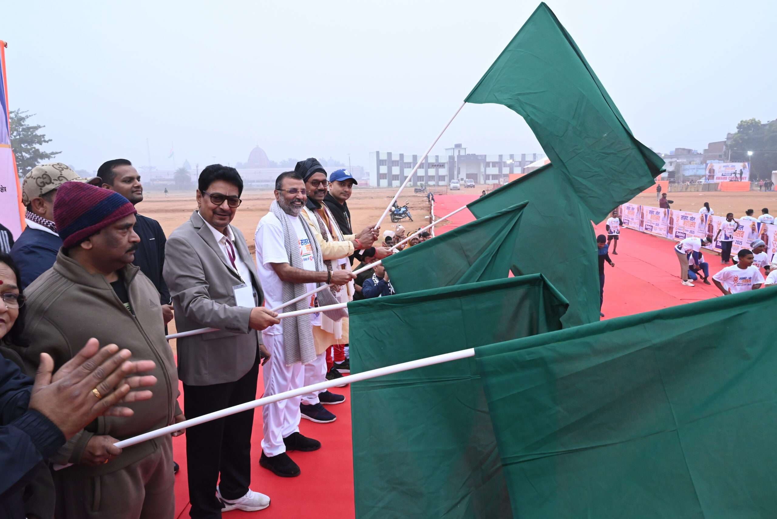 Deoghar News : सांसद खेल महोत्सव का आगाज, मैराथन के साथ देवघर के जानकी व करौं की मनाली ने मारी बाजी