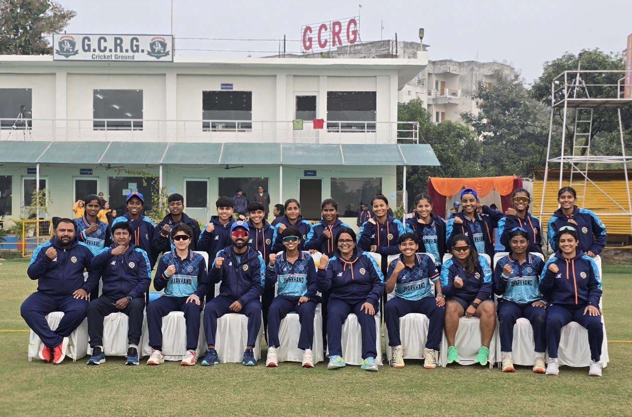 Jharkahdn under 19 womens cricket team performed well : लगातार पांच मैच जीत कर झारखंड अंडर-19 बालिका टीम क्वार्टर फाइनल में