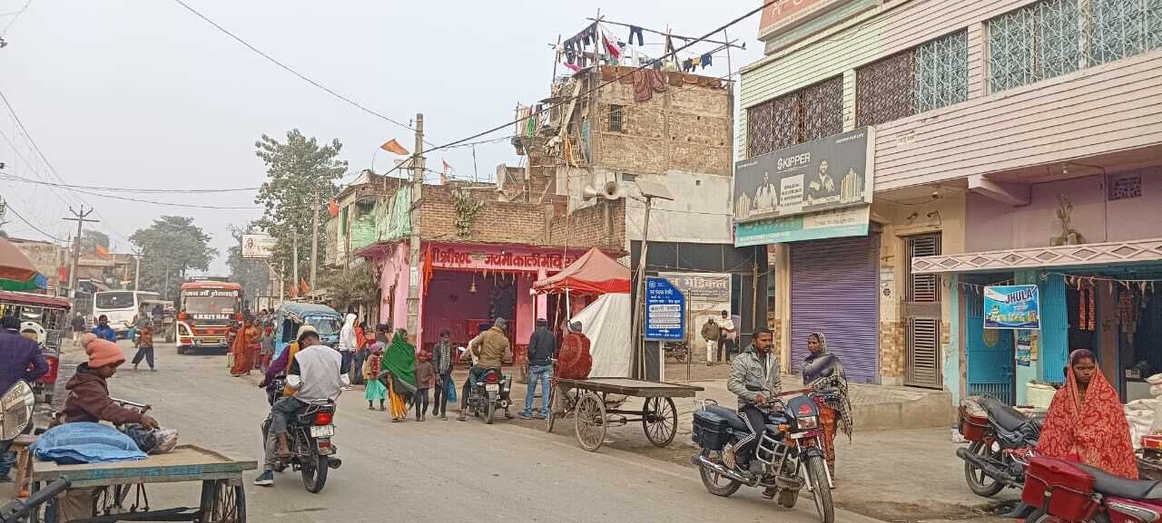 23 दिसंबर तक अतिक्रमण स्वयं हटा लें, अन्यथा 25 को चलेगा सरकारी बुलडोजर - सीओ