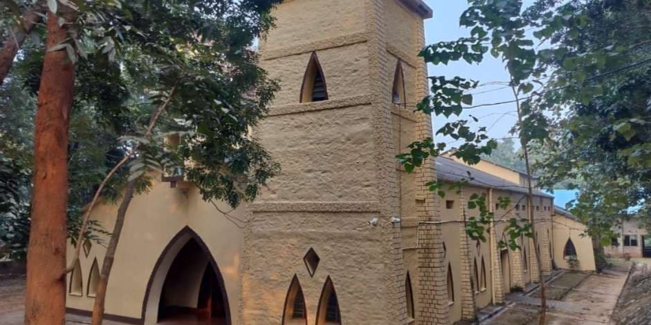 Chaibasa News : संत जोसेफ चर्च शिक्षा, स्वास्थ्य व सेवा कार्यों का केंद्र