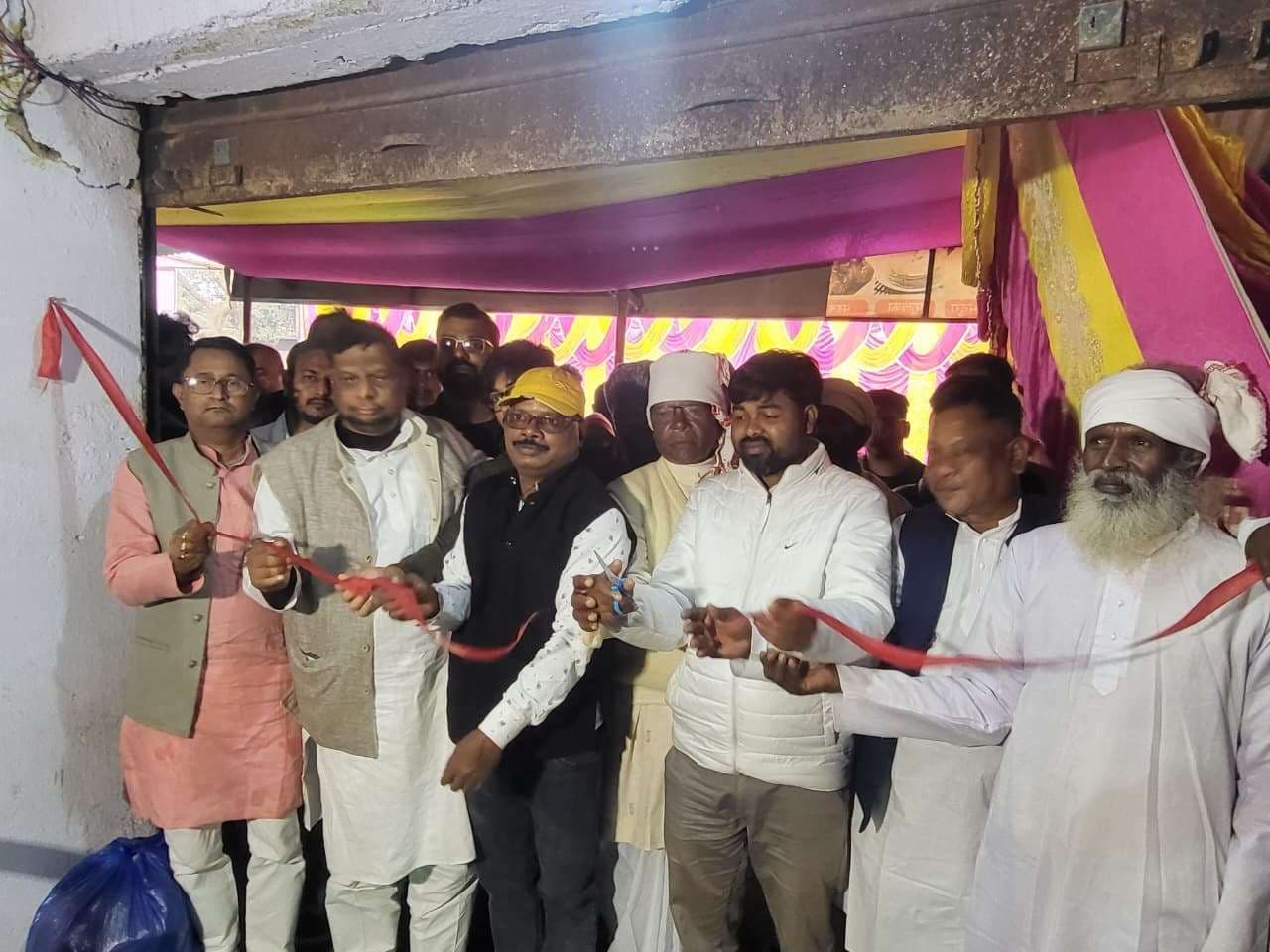 Jamshedpur News : खूंटी में इंडियन ऑयल डिपो के सामने खुला ट्रांसपोर्ट कार्यालय