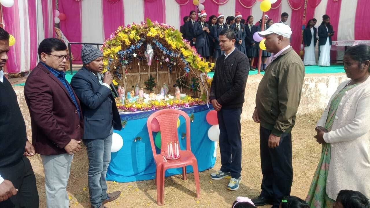 विद्या विहार पब्लिक स्कूल में क्रिसमस गैदरिंग