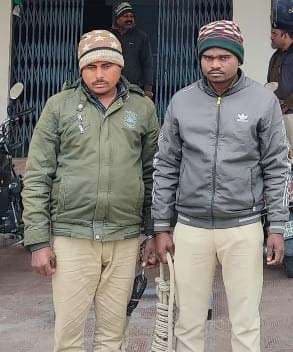 देसी शराब तस्करी के आरोप में एक गिरफ्तार