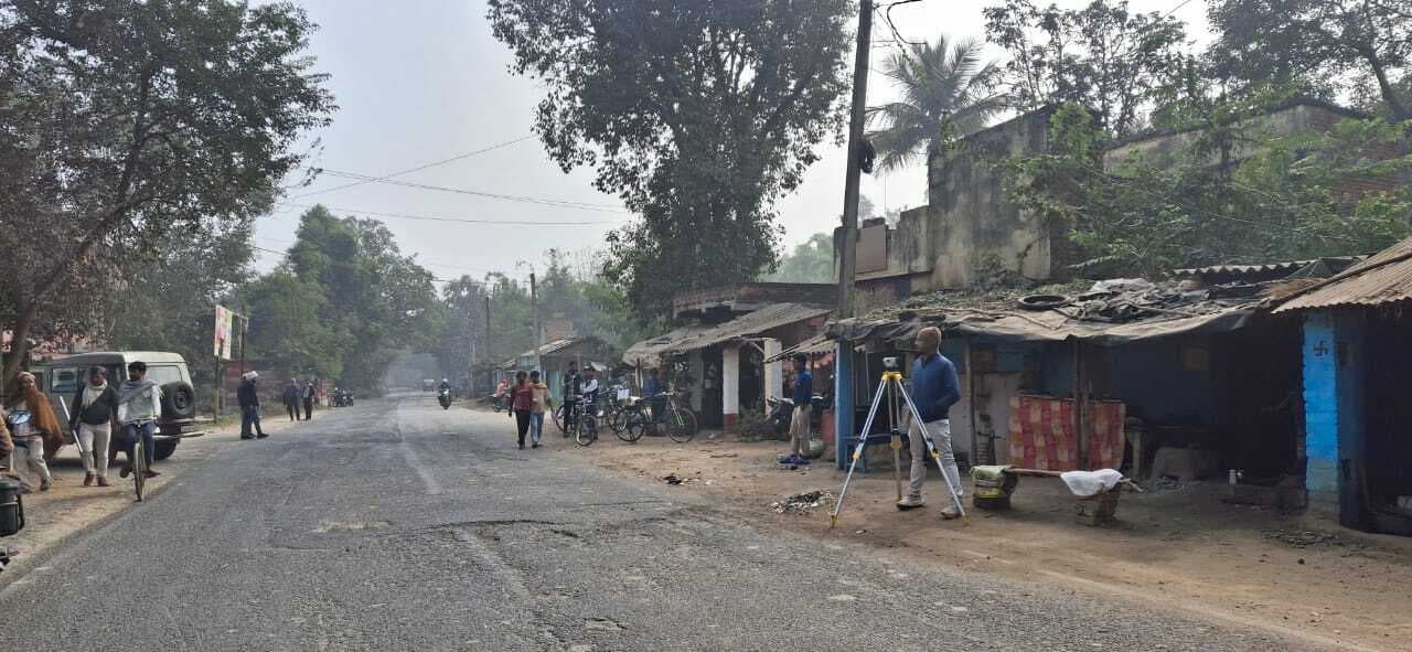 असरगंज-शंभुगंज वाया धोरैया मुख्य पथ निर्माण के लिए सर्वे कार्य शुरू