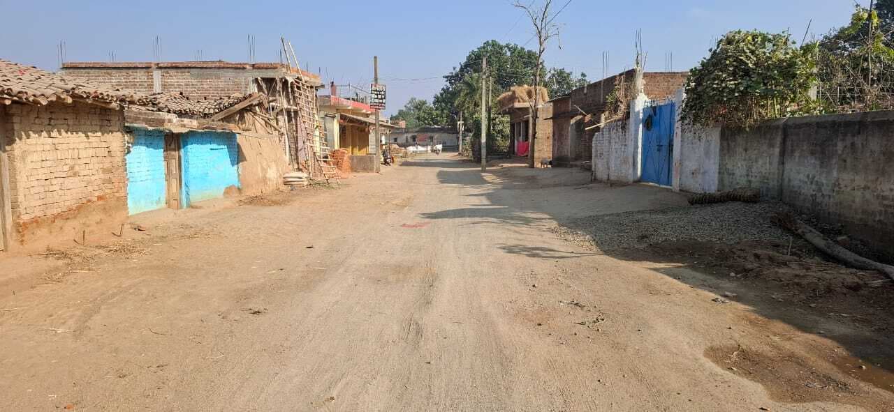 Giridh News :नल जल योजना का हाल बुरा, एक भी घर में नहीं पहुंचा पानी