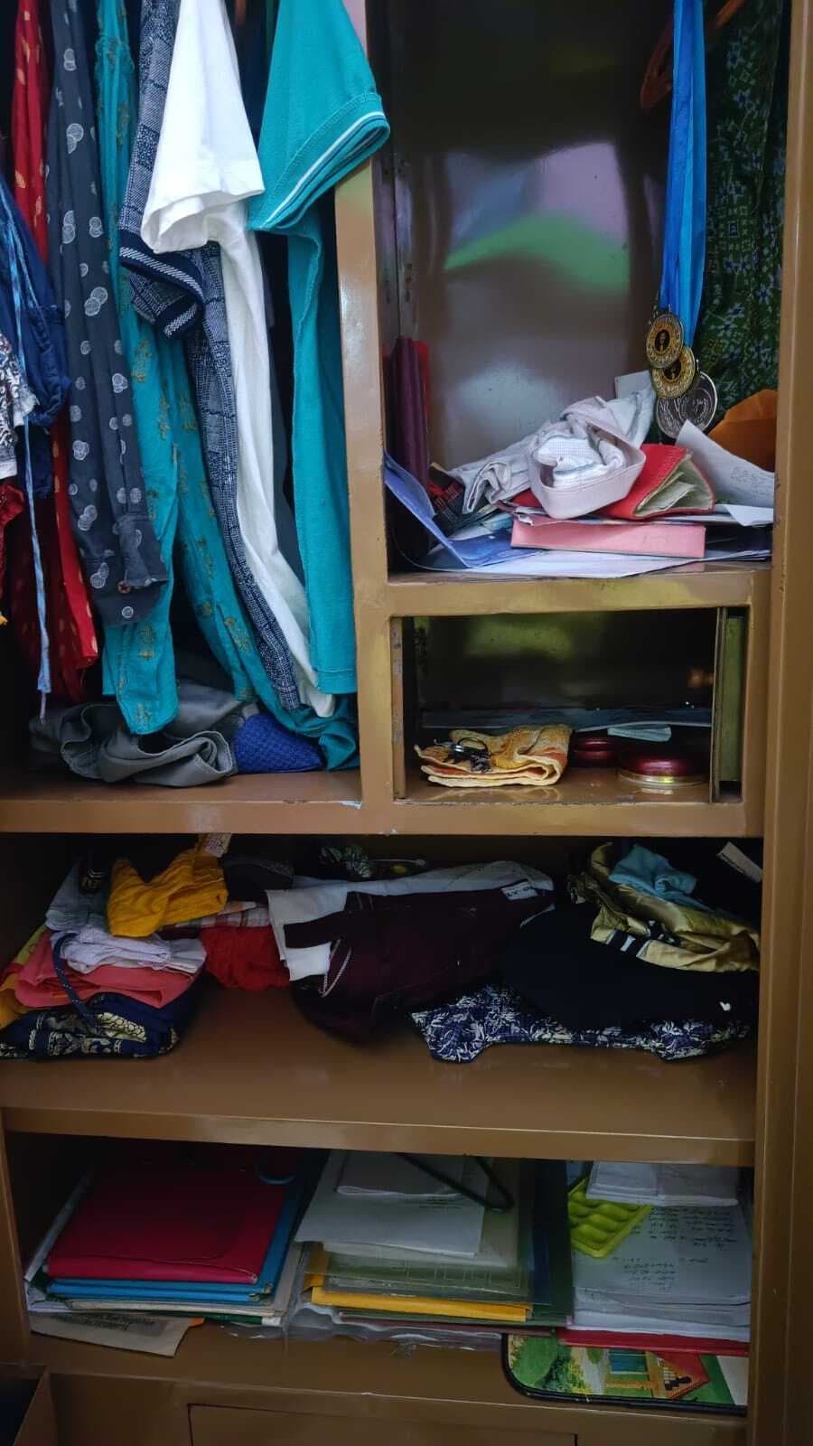 East Singhbhum News :  सिविल कोर्ट के प्रोसेस सर्वेयर के घर से लाखों के जेवर व नकद चोरी