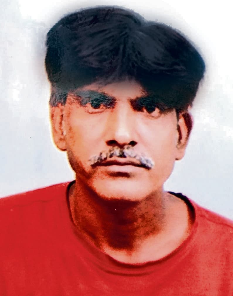 फल विक्रेता की बेरहमी से हत्या