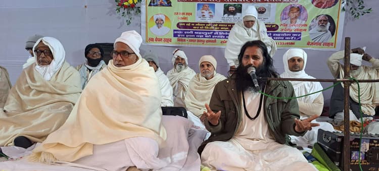 संतों की अमृतवाणी से भाव विभोर हुए श्रद्धालु