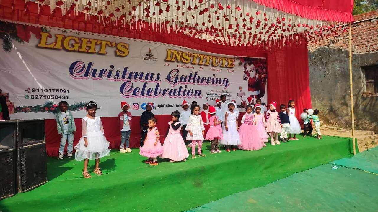 विभिन्न स्थानों में क्रिसमस गैदरिंग का आयोजन