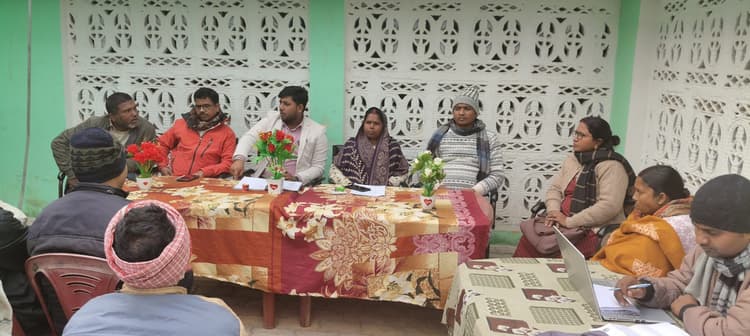 प्रशासन आपके द्वार कार्यक्रम में समस्याओं का ऑन-द-स्पॉट समाधान