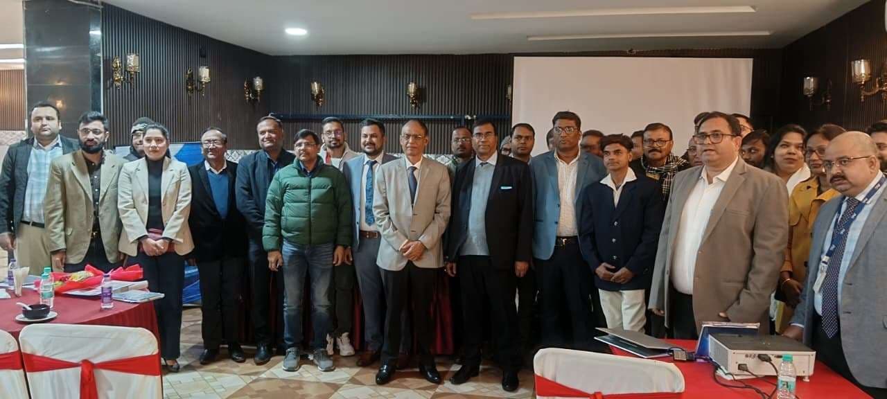 Giridih News: ईएनटी में उत्कृष्ट योगदान के लिए डॉ विवेक डोकानिया एक्सीलेंस अवार्ड से सम्मानित