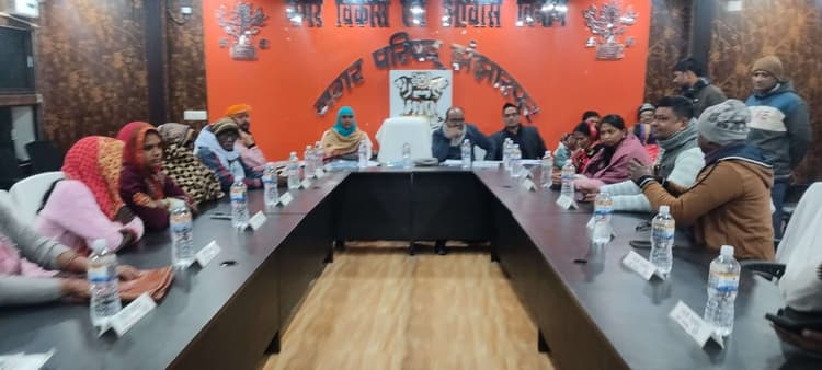 Madhubani News : पार्षदों ने शहर के सर्वांगीण विकास व जनसुविधाओं पर की चर्चा