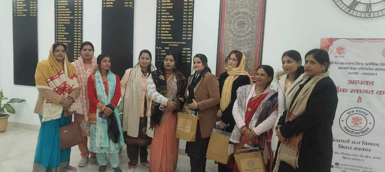 महिला हितैषी पंचायत के लिए जिला स्तर में ठुठी मोहनपुर पंचायत का हुआ चयन