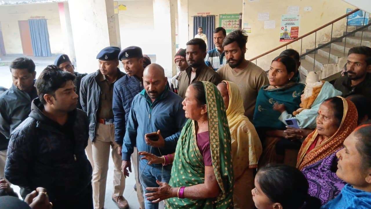 Bokaro News : सरकारी जमीन पर कब्जे का विरोध