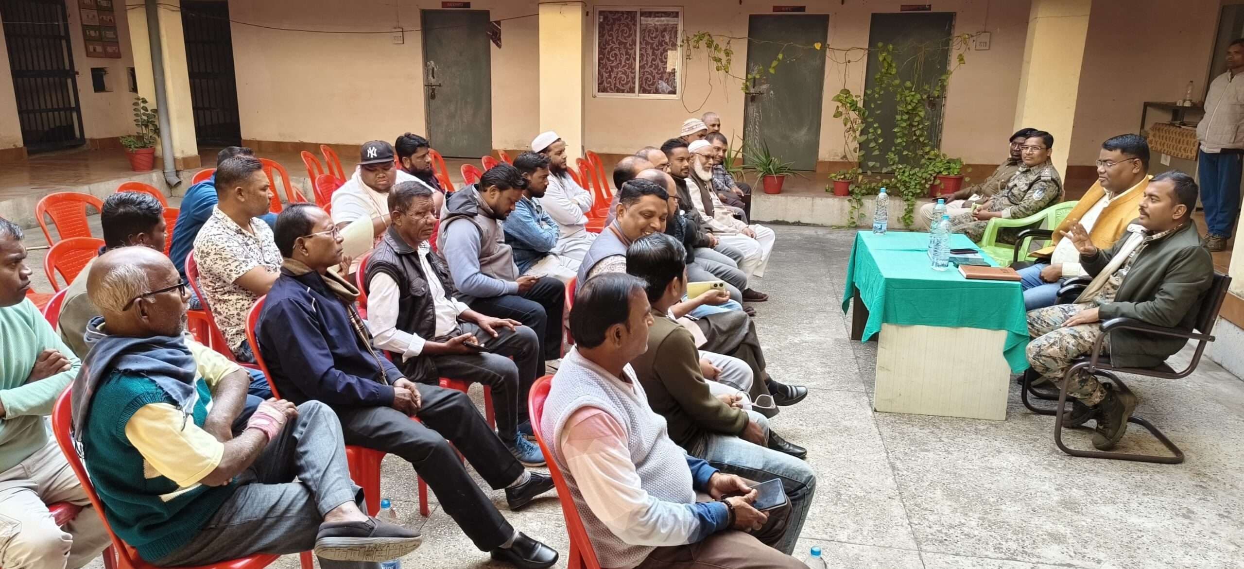 Seraikela Kharsawan News : शहीद दिवस पर सख्त सुरक्षा रहेगी, हाट तीन को लगेगी