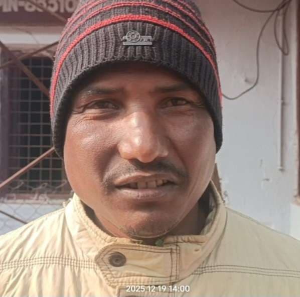 Chaibasa News : अपनी ही रकम निकालने को 4 साल से पोस्ट ऑफिस का लगा रहे चक्कर