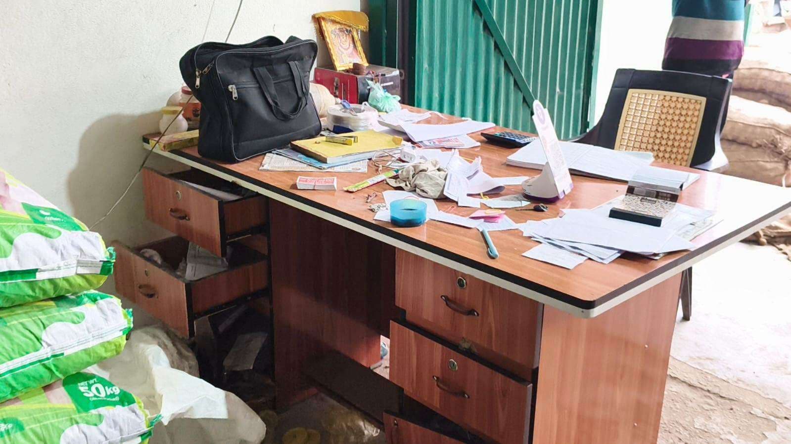 पार्षद पति के दुकान में चोरी, नकद सहित अन्य सामान गायब