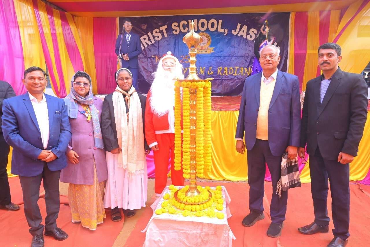 क्राइस्ट स्कूल में क्रिसमस गैदरिंग डे का आयोजन