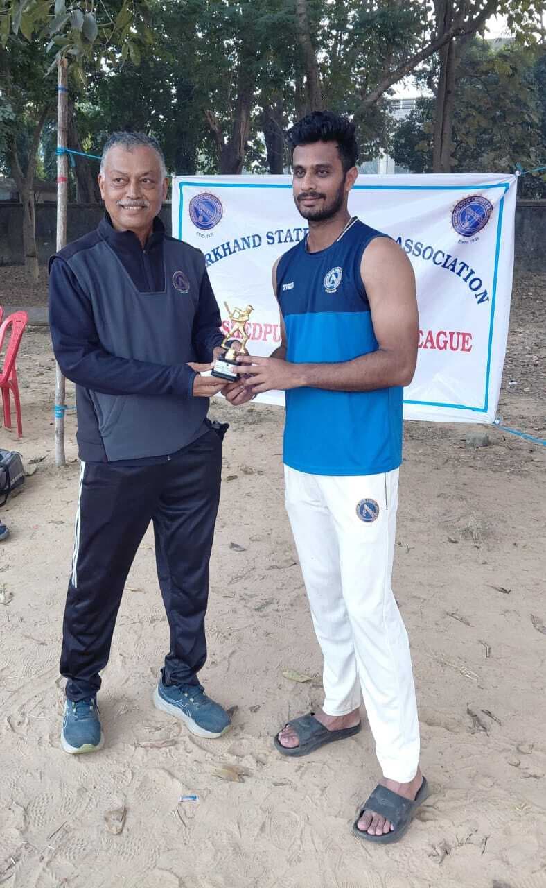 Jsca A Division Cricket league : अर्णव सिन्हा के शतक से यंग ब्वॉयज ने दर्ज की शानदार जीत