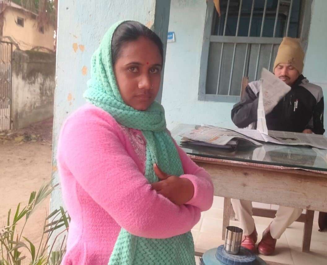 पति पर पत्नी से मारपीट कर घर से निकालने का आरोप