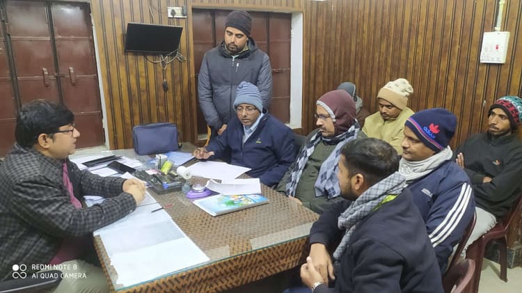 प्लस टू उवि रमई की भूमि की हुई डाक