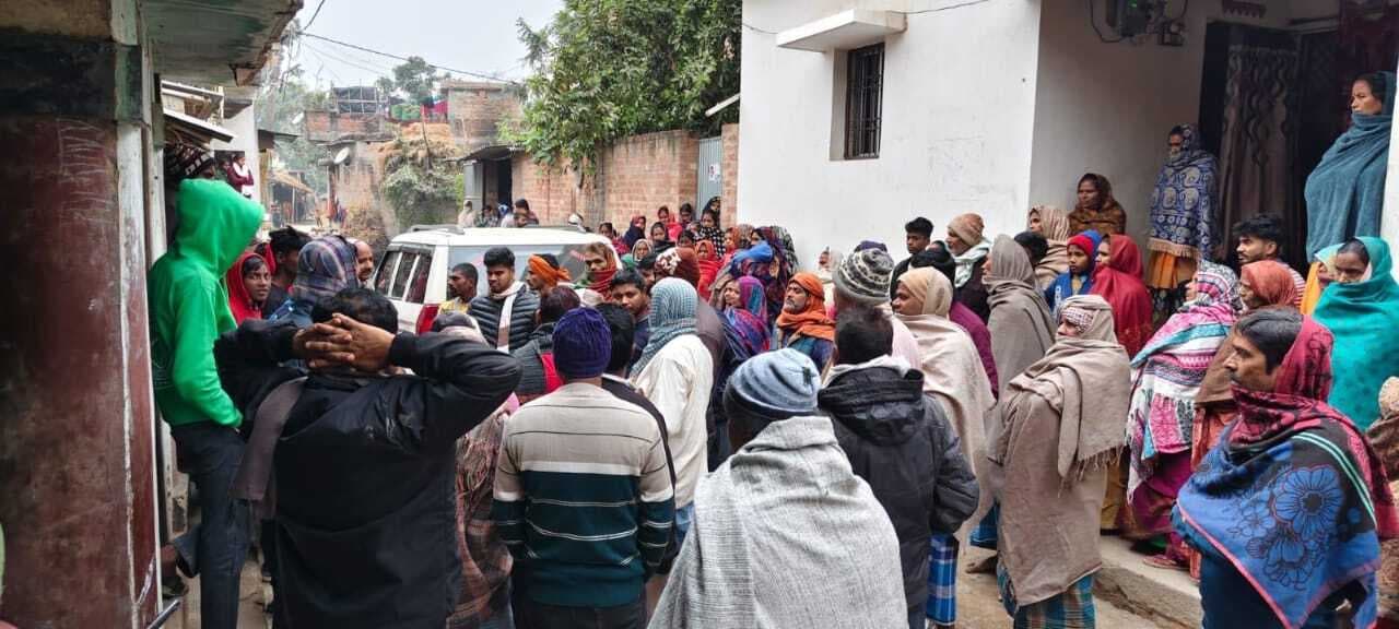 अलौली में युवती ने फांसी लगाकर दे दी जान, कोहराम