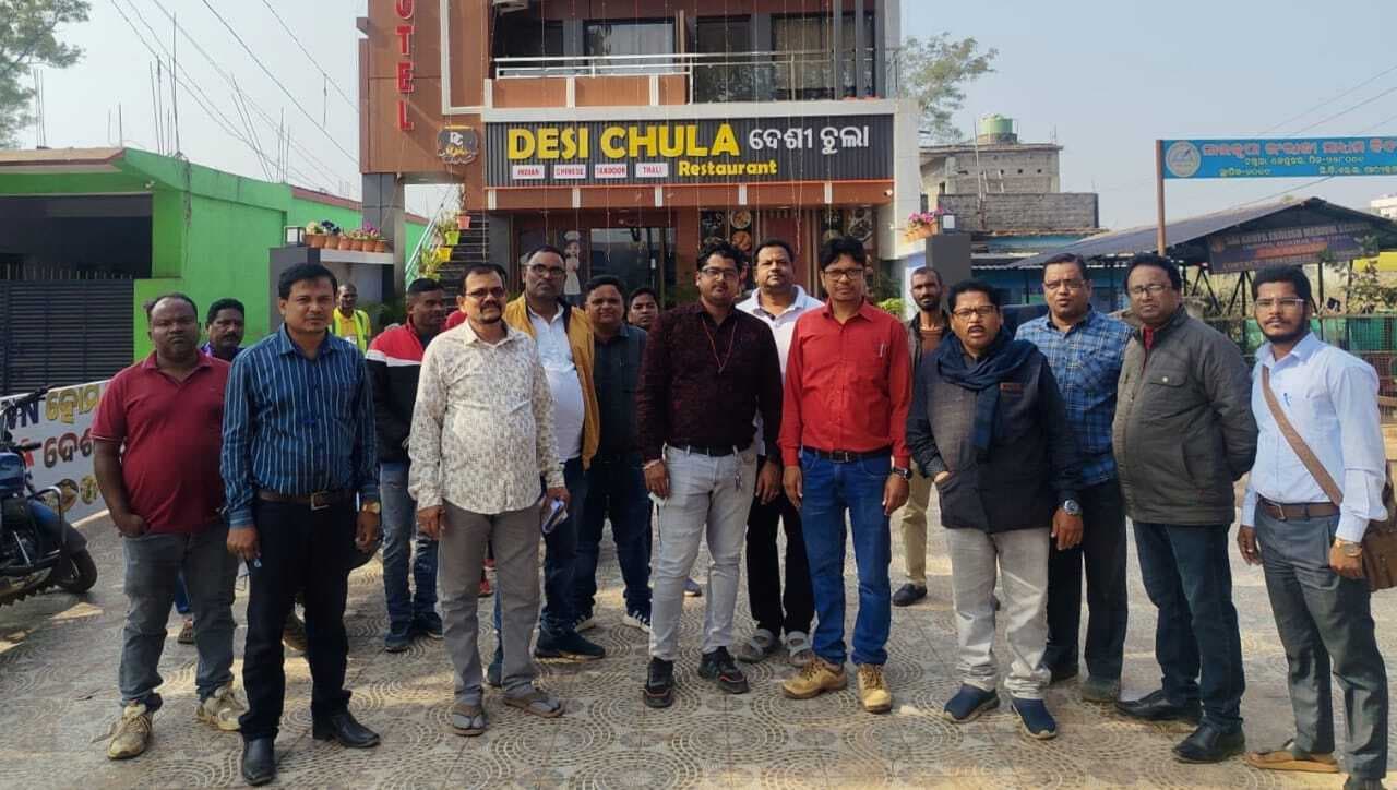 Chaibasa News : होटल व रेस्टोरेंट में खाद्य पदार्थों की गुणवत्ता मिली खराब, जुर्माना