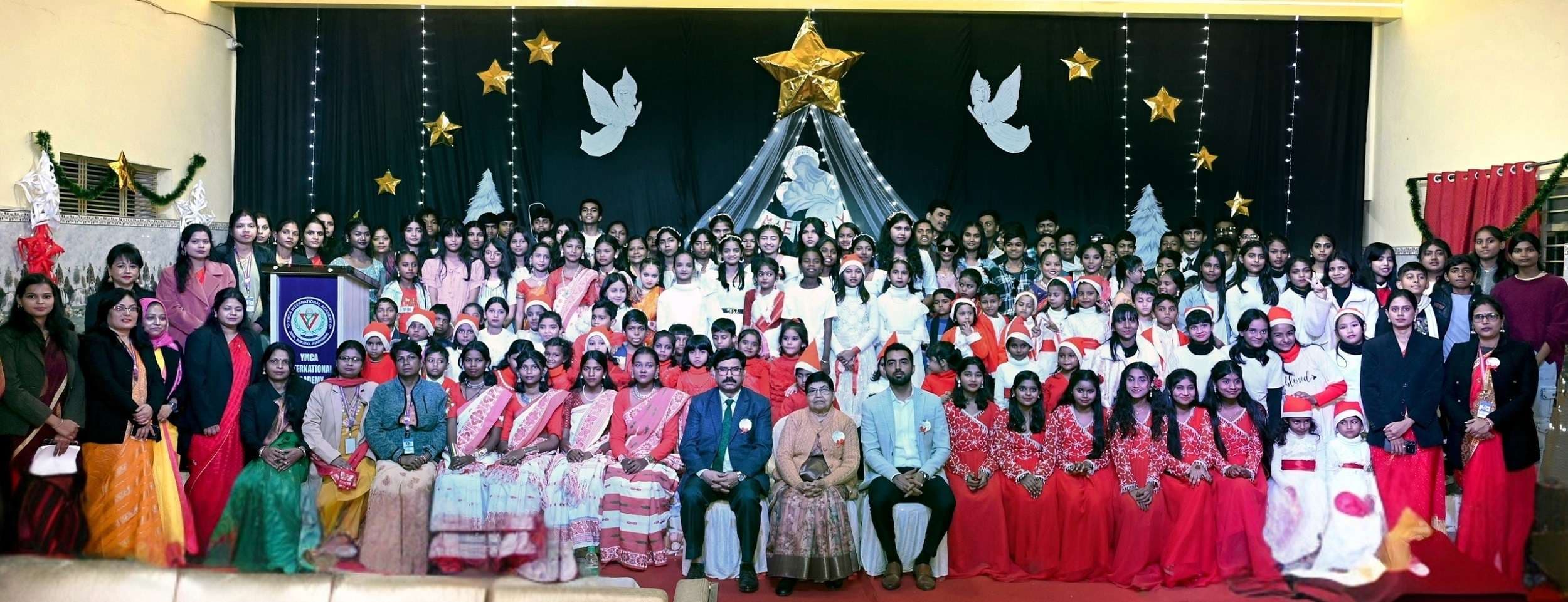 Bokaro News : एक-दूसरे के साथ मिलकर रहने के लिए प्रेरित करता है क्रिसमस : डॉ नर्गिस