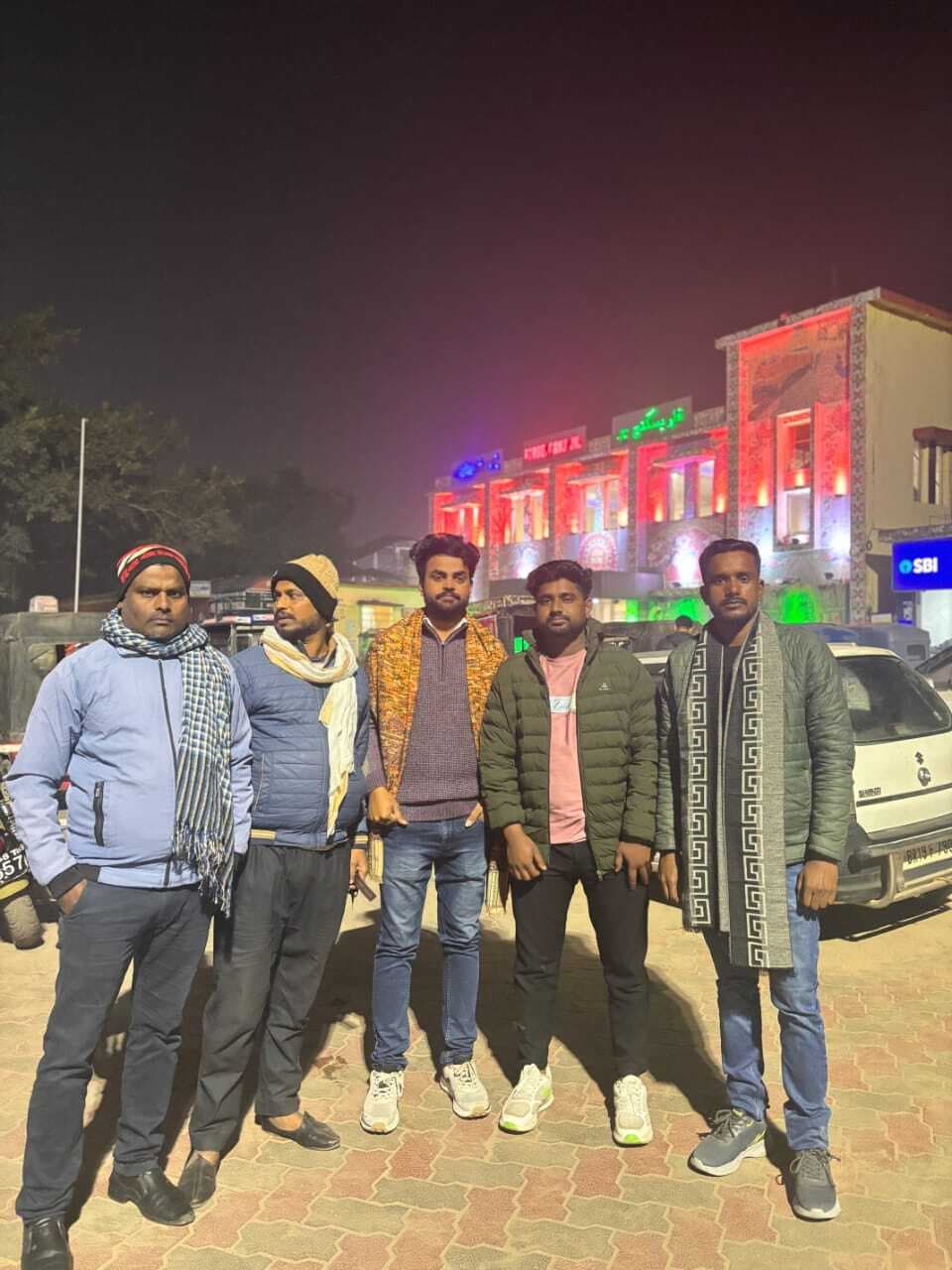 समारोहपूर्वक मनाया सांसद का जन्मदिन