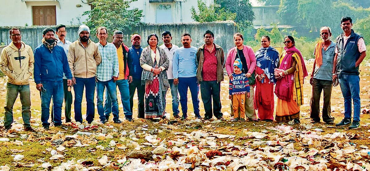 East Singhbhum News : दाहीगोड़ा सर्कस मैदान में गंदगी का अंबार