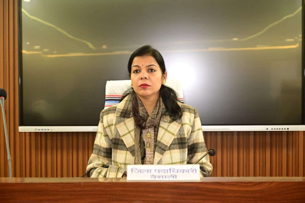 hajipur news. प्रशासन गांव की ओर कार्यक्रम में 22187 परिवादों का समाधान