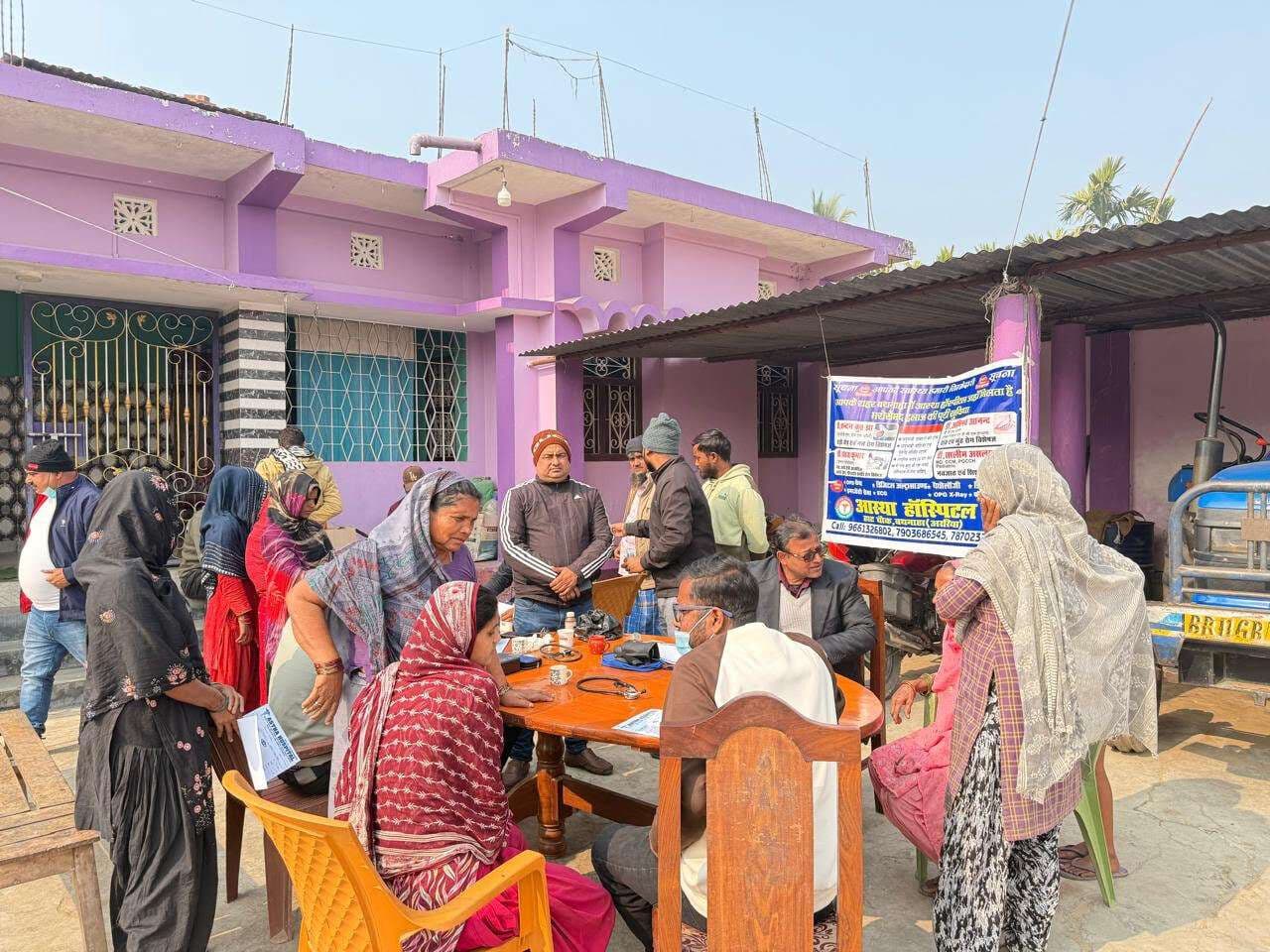 डाॅक्टर ने 150 मरीजों का किया मुफ्त इलाज