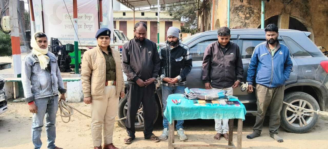 एटीएम बदलकर पैसा उड़ाने वाले गिरोह के चार शातिर गिरफ्तार