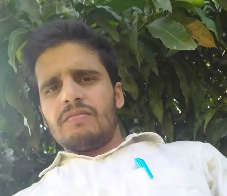 कंधों पर था परिवार का बोझ, अब कंधे पर लौटा मजदूर का शव