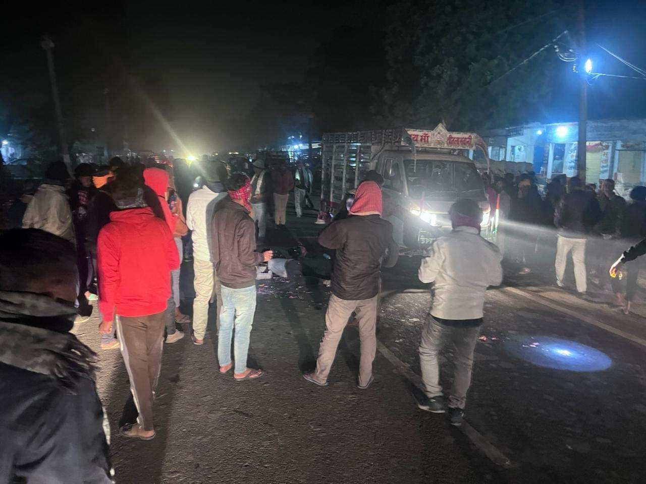 सड़क दुर्घटना में बाइक सवार युवक की हुई मौत