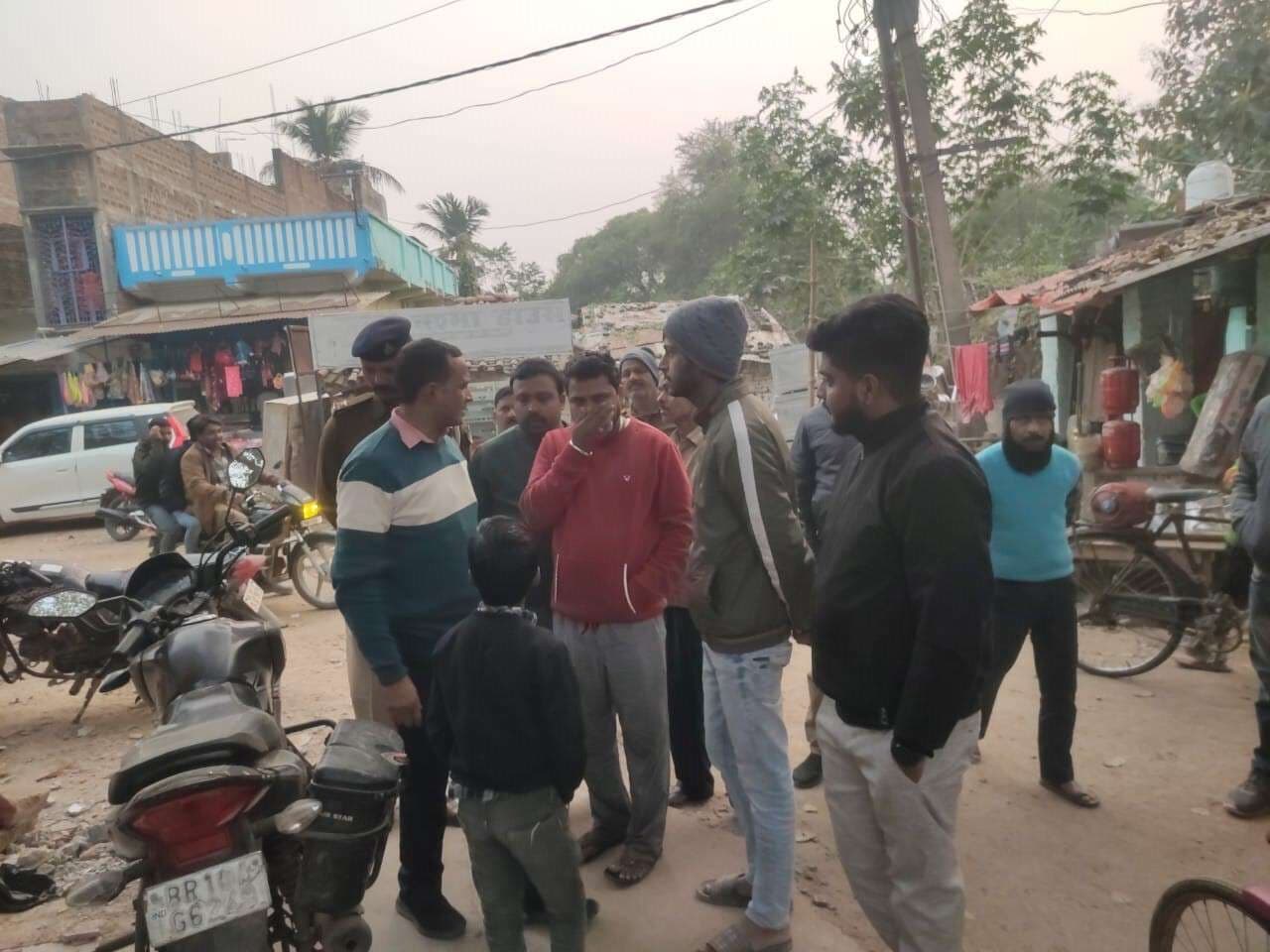 अतिक्रमण हटाने को लेकर सीओ ने अतिक्रमणकारियों को दी सख्त चेतावनी