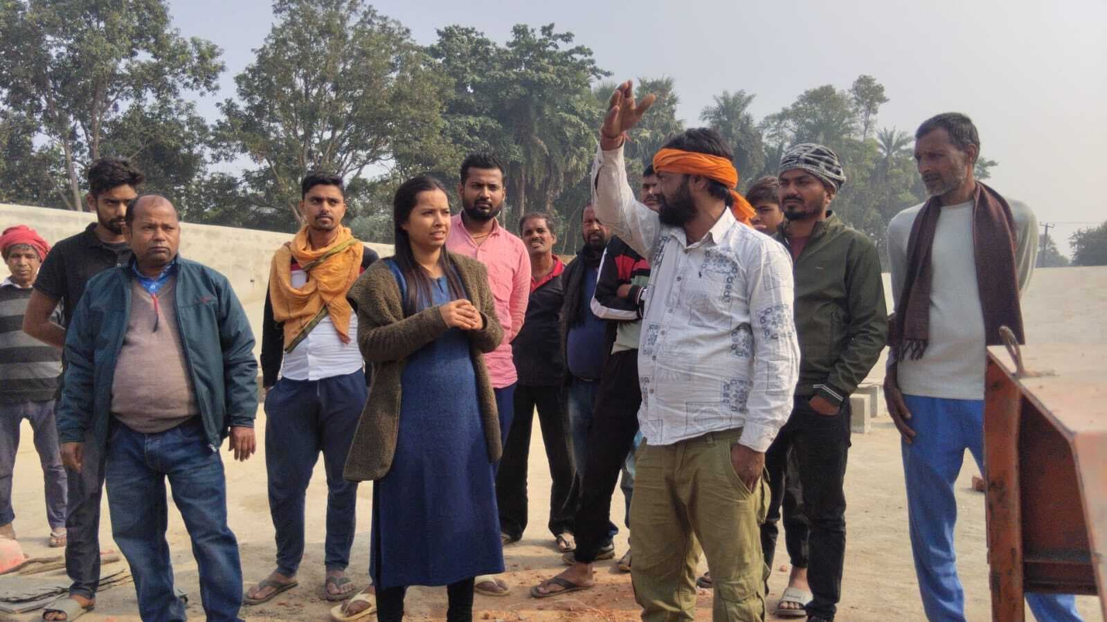 एसडीओ ने निर्माणाधीन धर्मराय बीयर चेक डैम का किया निरीक्षण