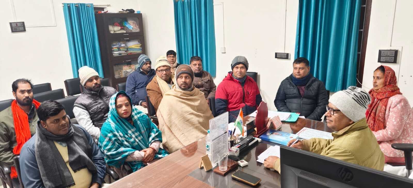 Madhubani News : रोगी कल्याण समिति की बैठक में कई प्रस्ताव पारित