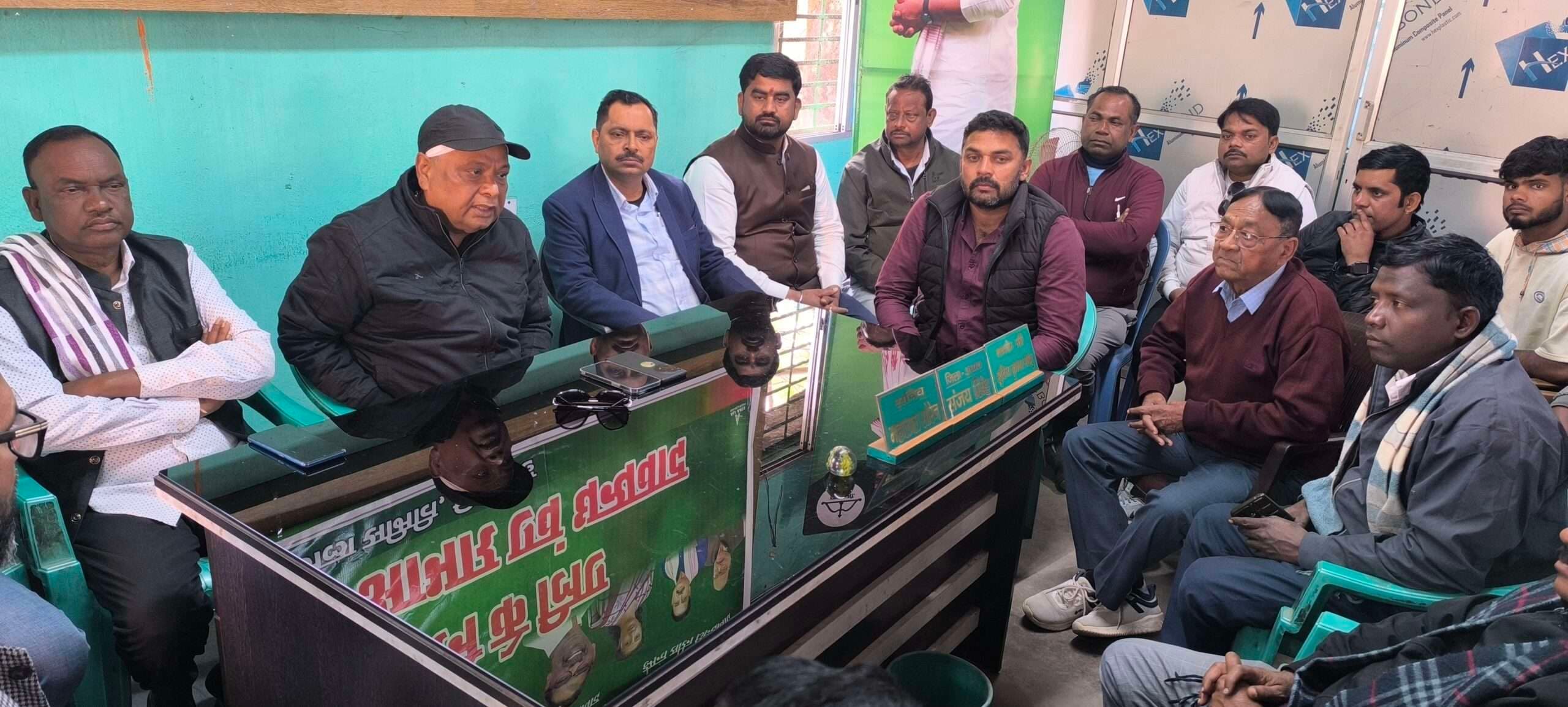 Giridih News :पेसा नियमावली पारित होने पर झामुमो ने जतायी खुशी