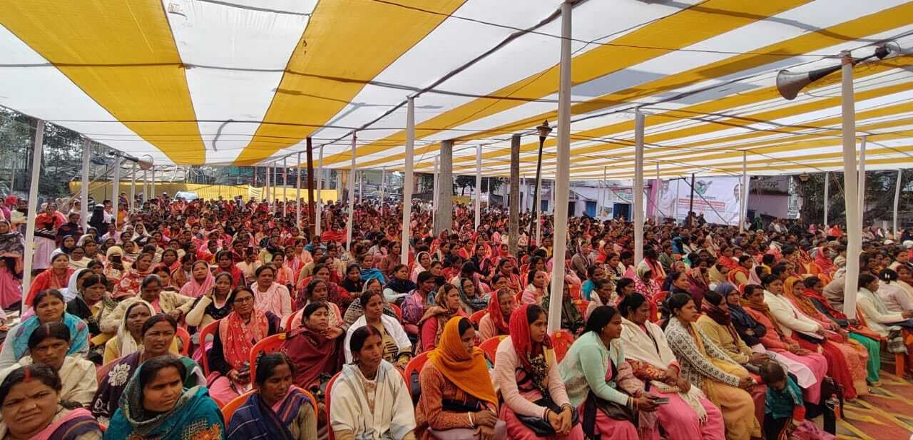 Giridih News :बाल विवाह में शामिल सभी लोगों पर कानूनी कार्रवाई करने का प्रावधान : डीसी