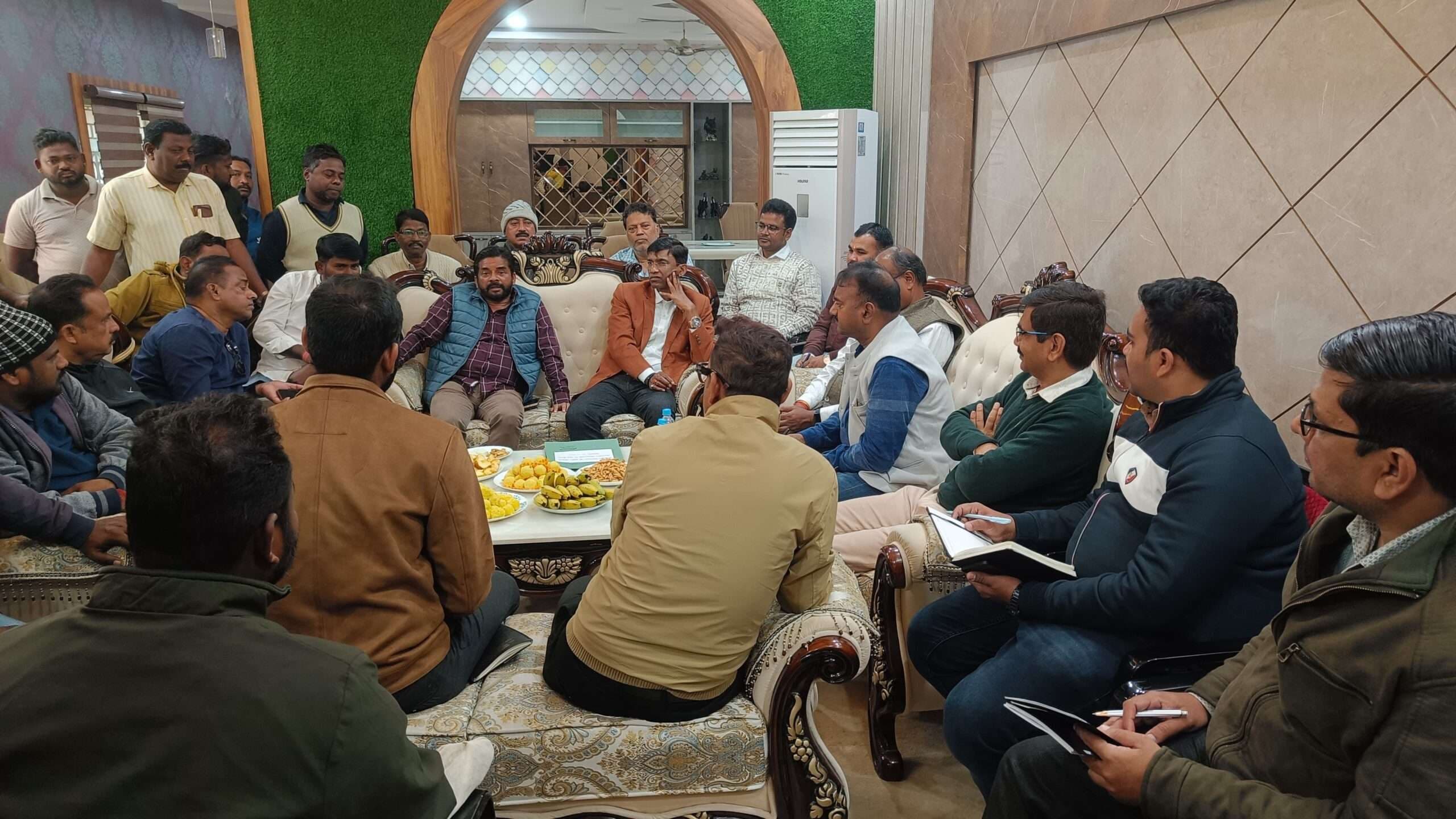 East Singhbhum News : 24 घंटे में बदला जाये खराब ट्रांसफॉर्मर : समीर मोहंती